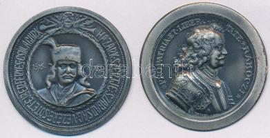 DN "II. Rákóczi Ferenc - Hazánk szentje, szabadság vezére, sötét éjben fényes csillagunk 1676-1735" fém lemezérem (39mm) + DN "Pro Patria Et Libertate Rákóczi" fém lemezérem (39mm) T:2