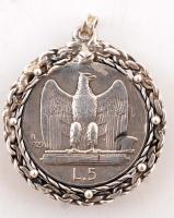Ezüst (Ag.) medál, 5 ezüst lírás érmével, jelzés nélkül, nettó:8,3 g