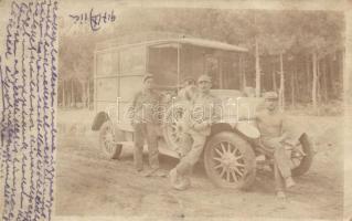 Military WWI, military car, soldiers (b)