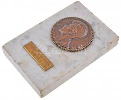 Berán Lajos (1882-1943) 1923. "Petőfi születésének 100. évfordulója" Br érem márványlapon ...