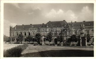 Magyarkanizsa, Hajnald leánynevelő Intézet / girl boarding school