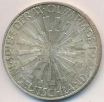 NSZK 1972D 10M Ag "Olimpia / Spirál" T:2 patina
GFR 1972D 10 Mark Ag "Olympic Games M...