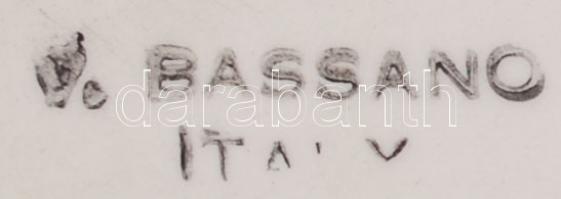 Bassano Italy porcelán leveses tál, kézzel festett, apró lepattanással, 21x19x13cm