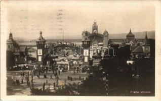 Praha, Prague - 19 db háború előtti képeslap érdekességekkel; vegyes minőség / 19 pre-1945 postcards...