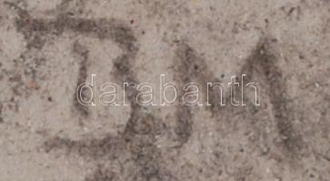 BM jelzéssel: Fekvő akt, ceruza, papír, üvegezett fa keretben, az üveg a szélén sérült, 20,5×29 cm