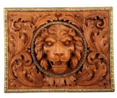 Oroszlán fejes falikép, fa, réz keretben, 25×32 cm