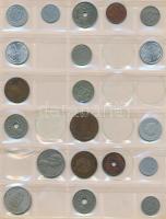 241db-os magyar és külföldi fémpénz gyűjtemény érmetartó albumban, benne római érmék, krajcárok, job...