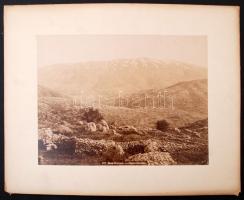 cca 1870 Félix Bonfils (1831-1885): Mont Hermon, az üveglemezen aláírt vintage tájkép, Bonfils az elsők között ismerte fel a fotóműkereskedelemben rejlő lehetőségeket, 22x27 cm, karton 32x39 cm