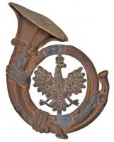 ~1930-1940. Cu vadászkürtöt és sast ábrázoló jelvény, tű letört T:2-
