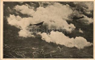 Luftkampf zwischen einem deutschen und einem französischen Flugzeug / German and French planes, aerial photo