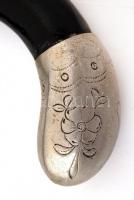 Díszes alpaka végű görbebot, h: 84 cm