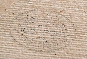 1921 Katona kitüntetésekkel, műtermi fotó, Mona Lisa Foto, kartonra kasírozva, fotó 11x15 cm, karton...