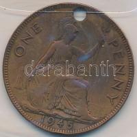 91db-os vegyes fémpénz gyűjtemény érmetartó albumban, benne indiai, izraeli, német replikákkal, érde...