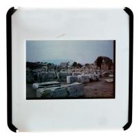 1976 kb. 200db dia Görögországról,  szép állapotú fa diatároló dobozba rendezve