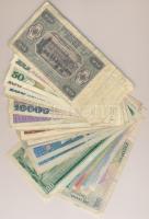 42db-os vegyes modern külföldi bankjegy tétel, közte Lengyelország (16db), Csehszlovákia (18db), Cse...