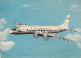 36 db MODERN képeslap, benne: 6 db Budapest lap, 20 db koronázási szimbólumokat ábrázoló lap, és 10 ...