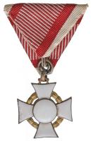 1916-1918. "A Katonai Érdemkereszt III. Osztálya hadidíszítménnyel és kardokkal" kitünteté...