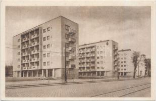 7 db MODERN magyar, főként fekete-fehér városképes lap / 7 old Hungarian postcards, mainly black and...