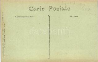 Ecole de Saint-Cyr - La Salle d'Armes / French fencing room interior