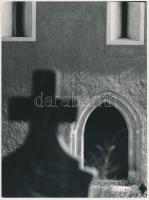 cca 1970 Id. Rácz Endre (1912-1996): Mecseknádasd, Szent István kápolna, aláírt vintage fotóművészeti alkotás, 24x18 cm