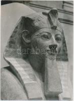 1976 Varró Géza (1918–1993) Egyiptomban készített jelzés nélküli fényképei, 7 db fotó, egy...