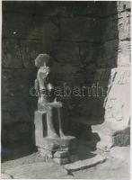 1976 Varró Géza (1918–1993) Egyiptomban készített jelzés nélküli fényképei, 7 db fotó, egy...