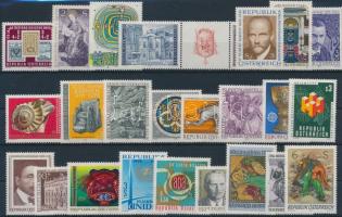 4 diff sets + 1 block + 39 diff stamps o 3 stock cards 4 klf sor +1 blokk + 39 klf önálló érték 3 db...