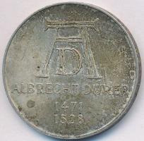 NSZK 1971D 5M Ag "Dürer" T:2 patina
FRG 1971D 5 Mark Ag "Dürer" C:XF patina