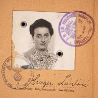 1944 Bp., A M. kir. rendőrség budapesti főkapitánya és a Magyar Zsidók Központi Tanácsa által kiadot...