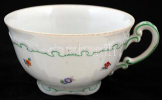 6 db porcelán teáscsésze, kézzel festett, némelyik jelzett, egy részük apró kopásnyomokkal, d: 10,5 ...