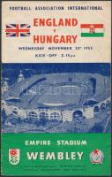 1953 London, Wembely Stadion, A magyar-angol 6:3-as meccs angol nyelvű programfüzete, életrajzi ismertetőkkel, csapatok felállásával, fotókkal, 18p