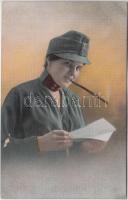 Lady soldier, cigarette