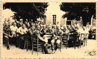 Military WWII, soldiers of the Luftwaffe, photo (non pc)