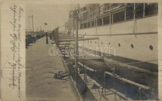 Pola, ship photo