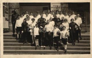 Fencers, group photo