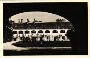 Herend, Porcelángyár