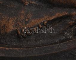 Kutas László (1936-): Békebeli házaspár. Bronz falikép, jelzett, 24×18 cm