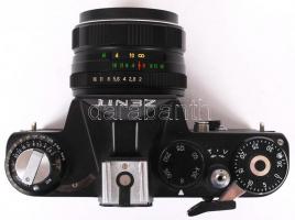 Zenit 11 fényképezőgép Helios-44M-4 f2/58 objektívvel, eredeti tokjában /
Zenit 11 photo camera with...