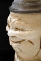 C.G.Schierholz & Sohn nevető fejű korsó zellergyökér tetővel, porcelánfajansz-ón szerelékkel, je...