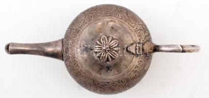 Indiai teáskanna(15x31 cm), kis kiöntő és cukortartó tető nélkül, jelzett (MET E.R.N.S.), összesen: ...