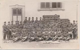 Karpaszományosok iskolája, magyar katonák csoportképe / Hungarian soldiers group photo