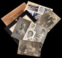 cca 1880-1900 a Báró Buttler család fotó és nyomtatvány hagyatéka, halotti jelentések családi fotók