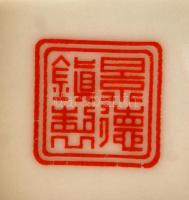 Mintás kínai váza, hibátlan, jelzett, m: 20 cm