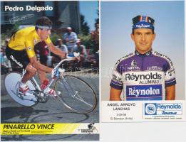 Kerékpáros fotók 2db, az egyik verzón feliratozva, cca 12x18cm, +2db nyomtatvány, 10x15cm, 9x13cm