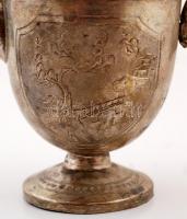 Díszes keleti motívumos fém kiöntő, fedéllel, m: 20,5 cm