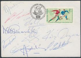 Híres labdarúgók aláírása borítékon(John Wark, Deyna, Ardiles, Robin Turner, Thorensen, stb.) / Autograph signature of famous football players(John Wark, Deyna, Ardiles, Robin Turner, Thorensen, etc.)