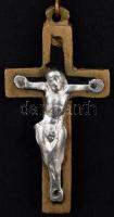 Kegytárgyak: Fa feszület, h:26cm, rózsafűzér, 2db