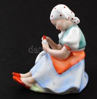 Zsolnay libatömő lány, kézzel festett, jelzett, m:16 cm