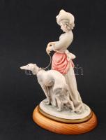 Capodimonte hölgy agárral, kézzel festett, jelzett (Bruno Merli), hibátlan, fa talapzaton, m:20 cm, ...