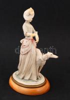 Capodimonte hölgy agárral, kézzel festett, jelzett (Bruno Merli), hibátlan, fa talapzaton, m:20 cm, ...